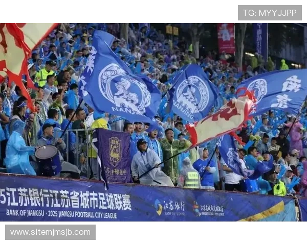 深入现场的世界杯报道带你体验最真实的比赛氛围与球迷激情